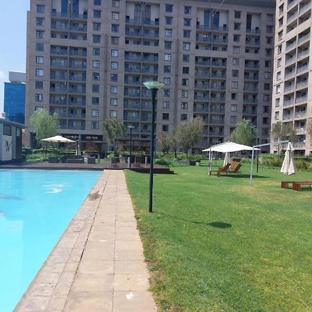 Prestige Apartments Sandton at Westpoint Johannesbourg Extérieur photo