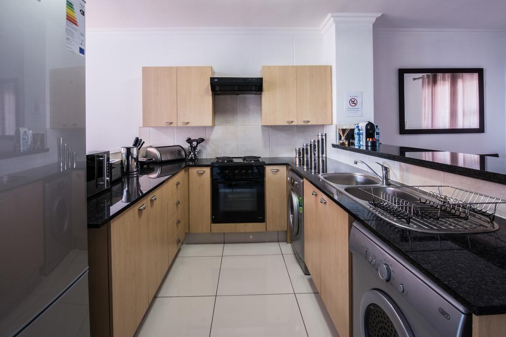 Prestige Apartments Sandton at Westpoint Johannesbourg Chambre photo