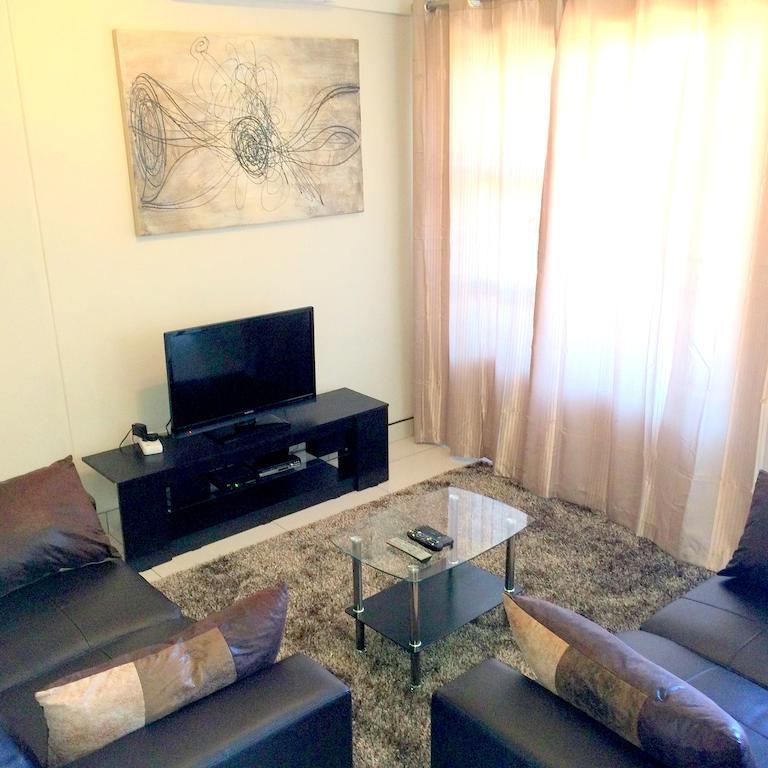 Prestige Apartments Sandton at Westpoint Johannesbourg Chambre photo