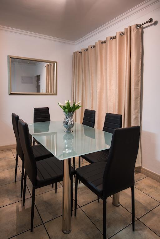 Prestige Apartments Sandton at Westpoint Johannesbourg Chambre photo