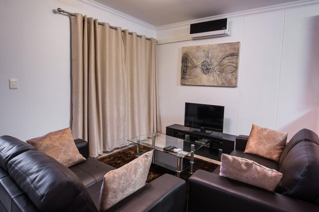 Prestige Apartments Sandton at Westpoint Johannesbourg Chambre photo
